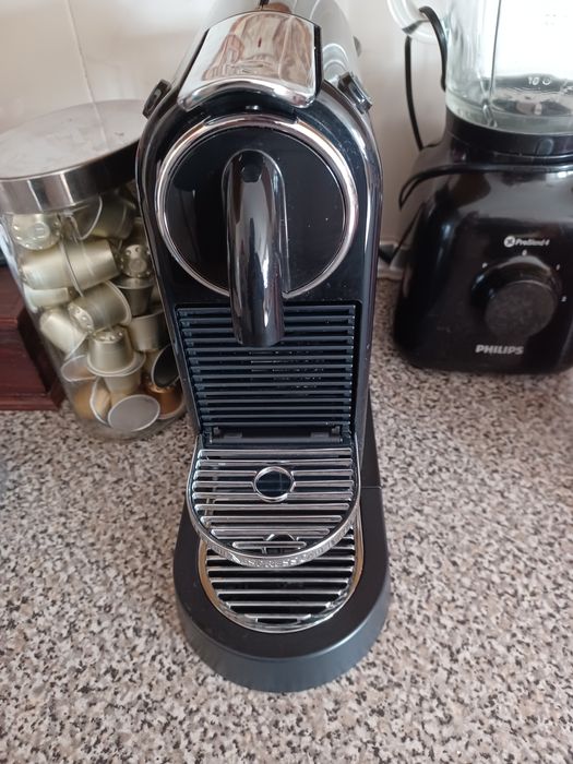 Vendo máquina café nespresso