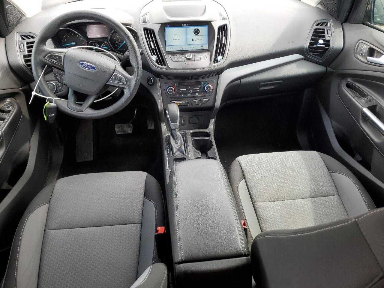 2019 FORD escape  SE