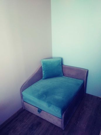 Mała sofa dla dziecka