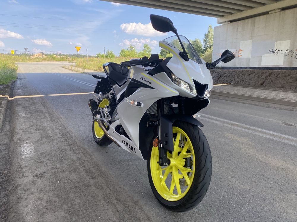 Yamaha yzf 125r 2019r ABS 9500km przebiegu, kat. A1, B, zadbana!