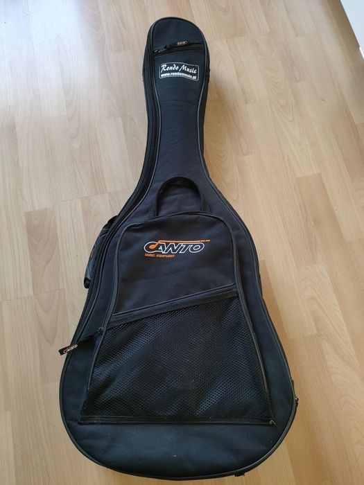 Futerał na gitarę canto