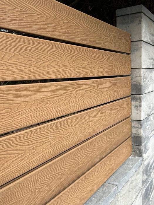 Deska DUO faktura drewna / drobny ryfel  3,5m.