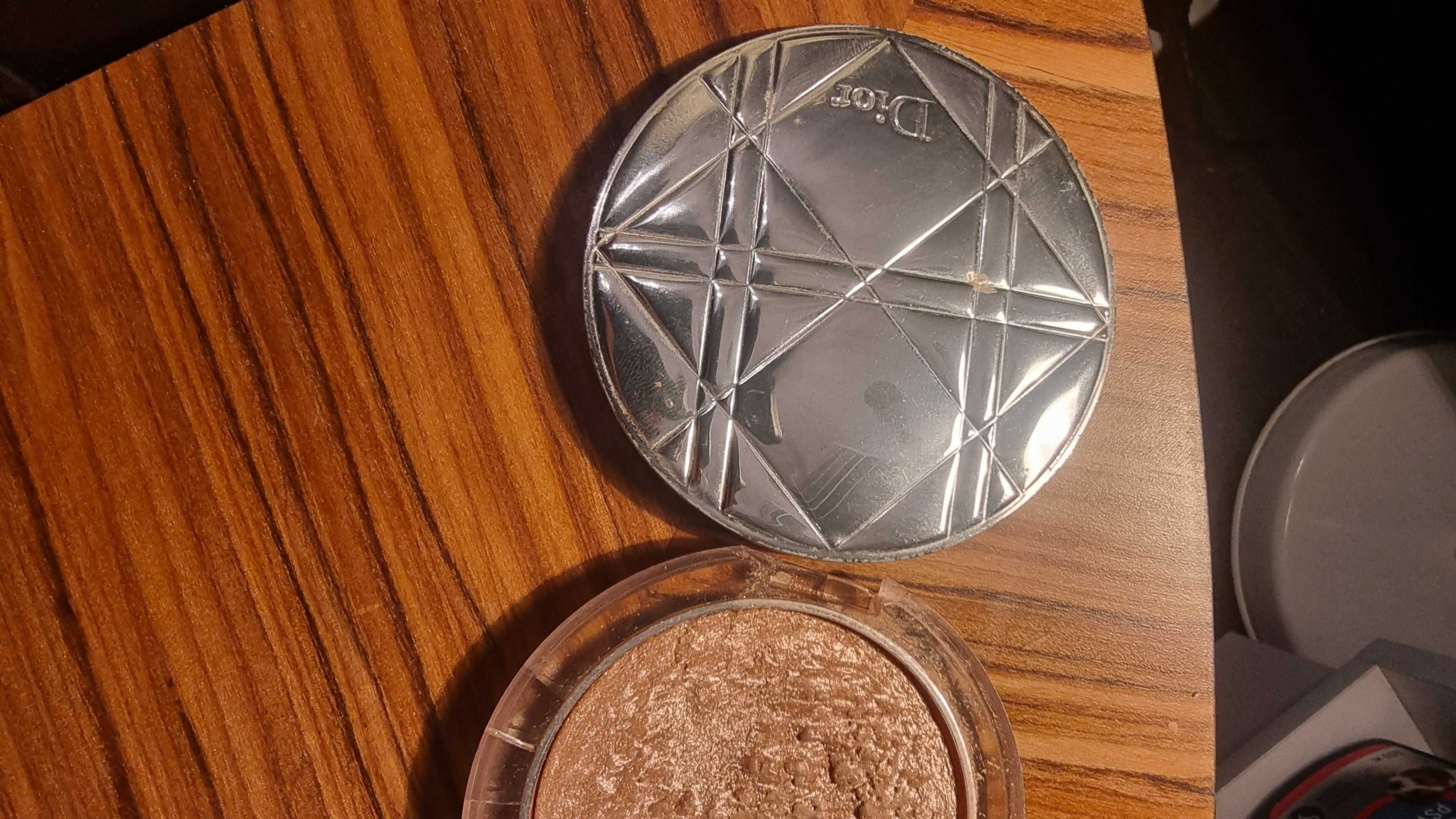 Dior Diorskin highlighter uniwersalny