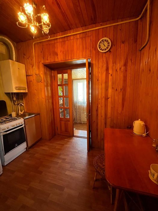 Продаю 2 комнатную квартиру, Херсонское Ш, Строителей   ID-1113