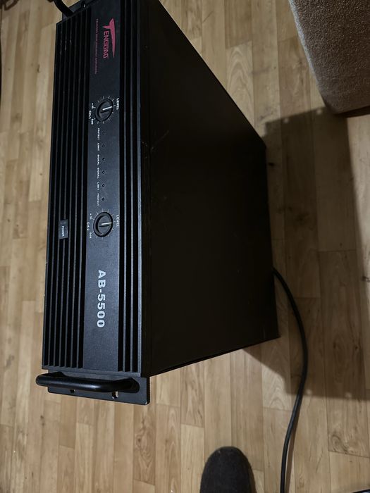 Підсилювач Tenggao AB-5500 в чудовому стані