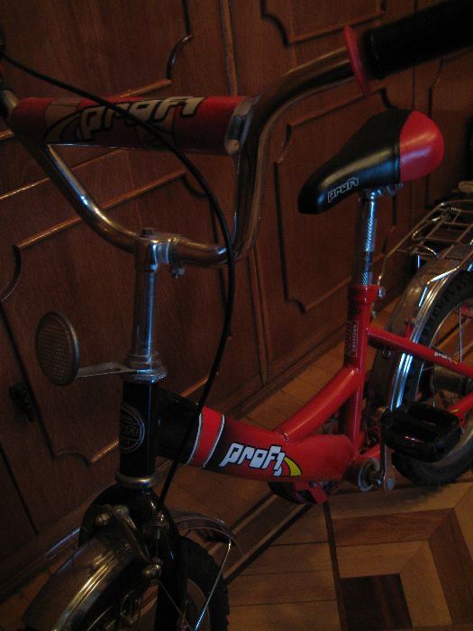 Продам детский велосипед "PROFI", четырёх-колёсный