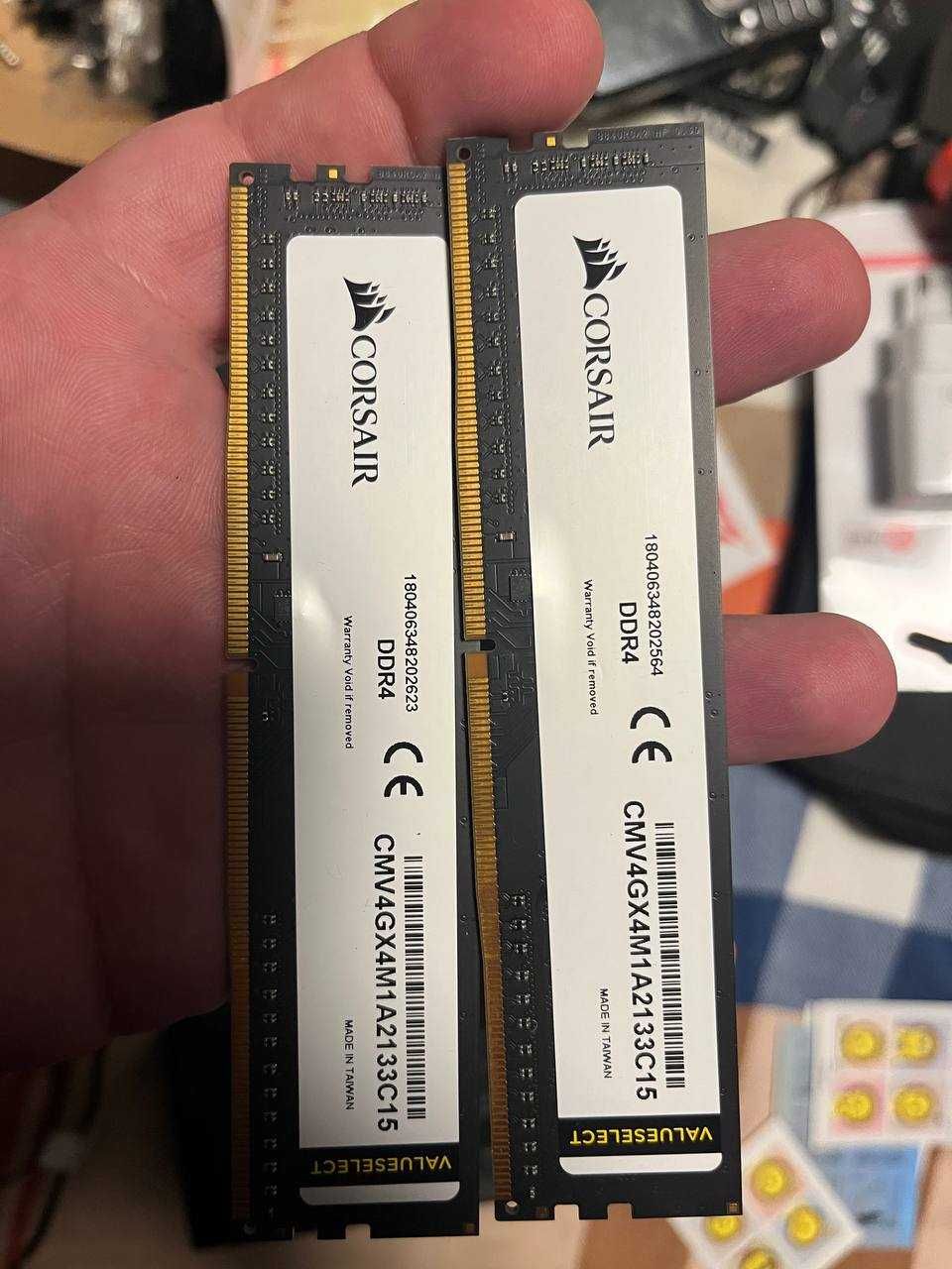 Модуль пам'яті Corsair DDR4, 2133MHz 4GB