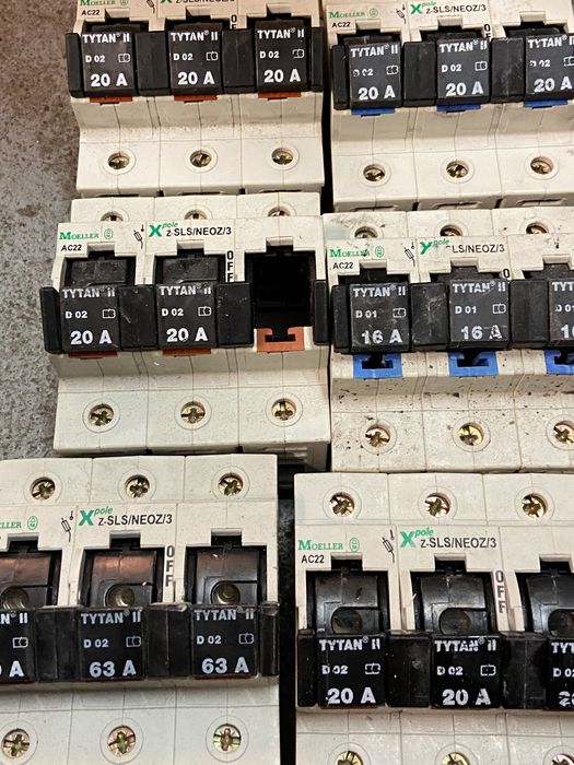 Tytan 2 rozłączniki z bezpiecznikami Tytan  10/16/20/25 A do wyboru