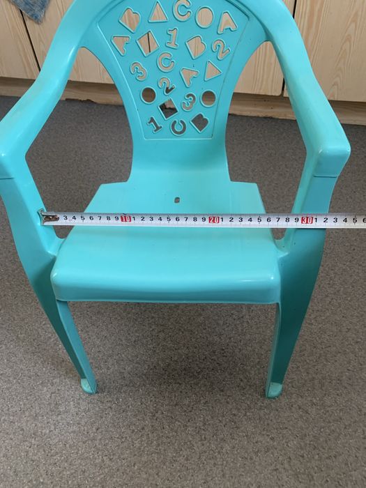 Стілець дитячий