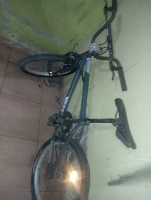 Vendo bicicleta  já usada