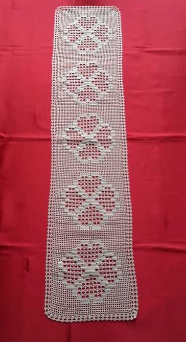 Centro de mesa em crochet artesanal