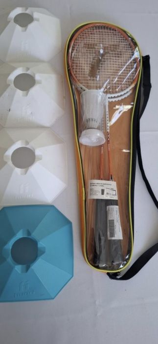 Komplet badminton zestaw nowy firmy Techman nowe plus pachołki 4 szt.