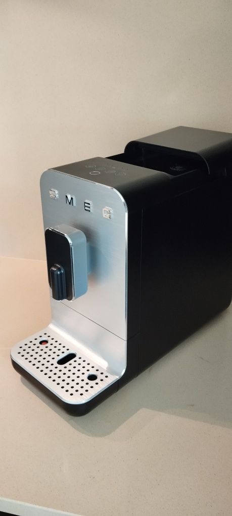 Smeg Bcc01 preta