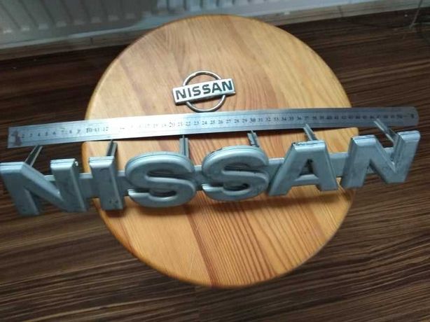 надпись эмблема  оригинальная  Nissan Patrol