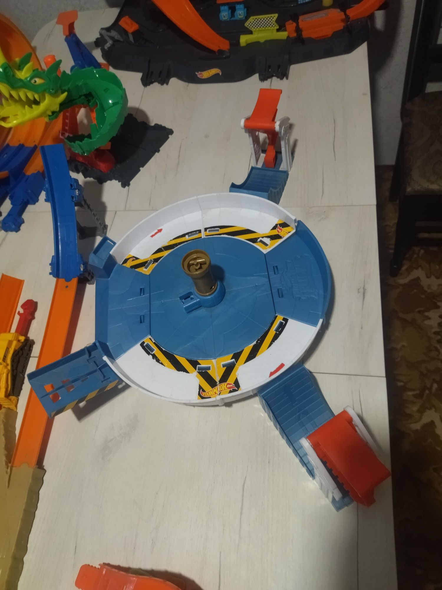 Набір Hot wheels
