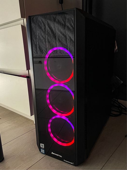 Komputer stacjonarny Komputronik + Windows 10 + dodatkowy dysk 1TB