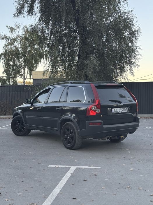 Продам Volvo XC90