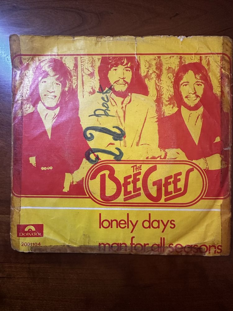 Bee Gees - Lonely Days