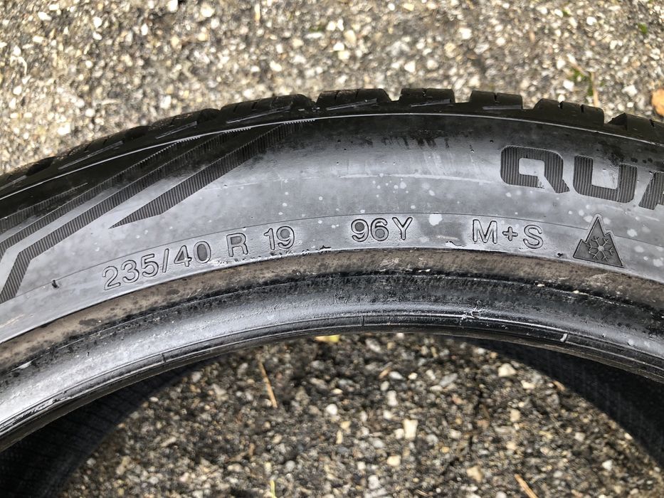 Vredestein Quatrac 235/40 R19