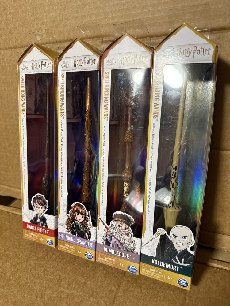 WIZARDING WORLD чарівна паличка Гаррі Герміони Волдеморт Дамблдор