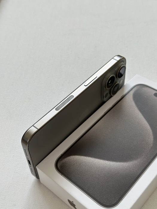 Продам IPhone 15 PRO 256 Neverlock