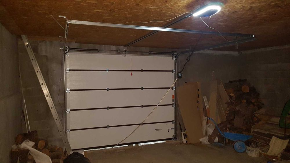 ТОВ "Елпол" пропонує Автоворота гаражні з хвірткою для СТО і не тільки