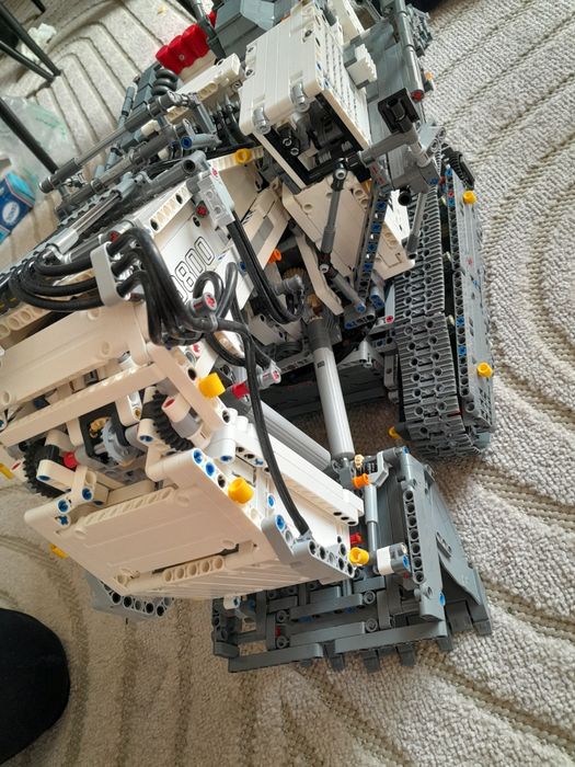 Liebherr lego technik 42100