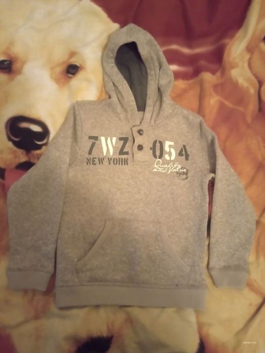 Sprzedam bluzę roz. 146/152 cm