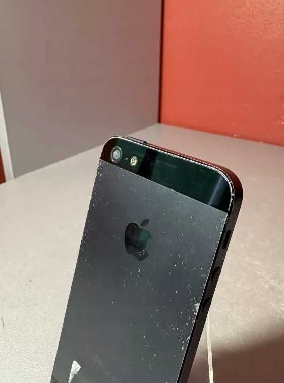 telefon IPHONE 5 16GB CZARNY na części