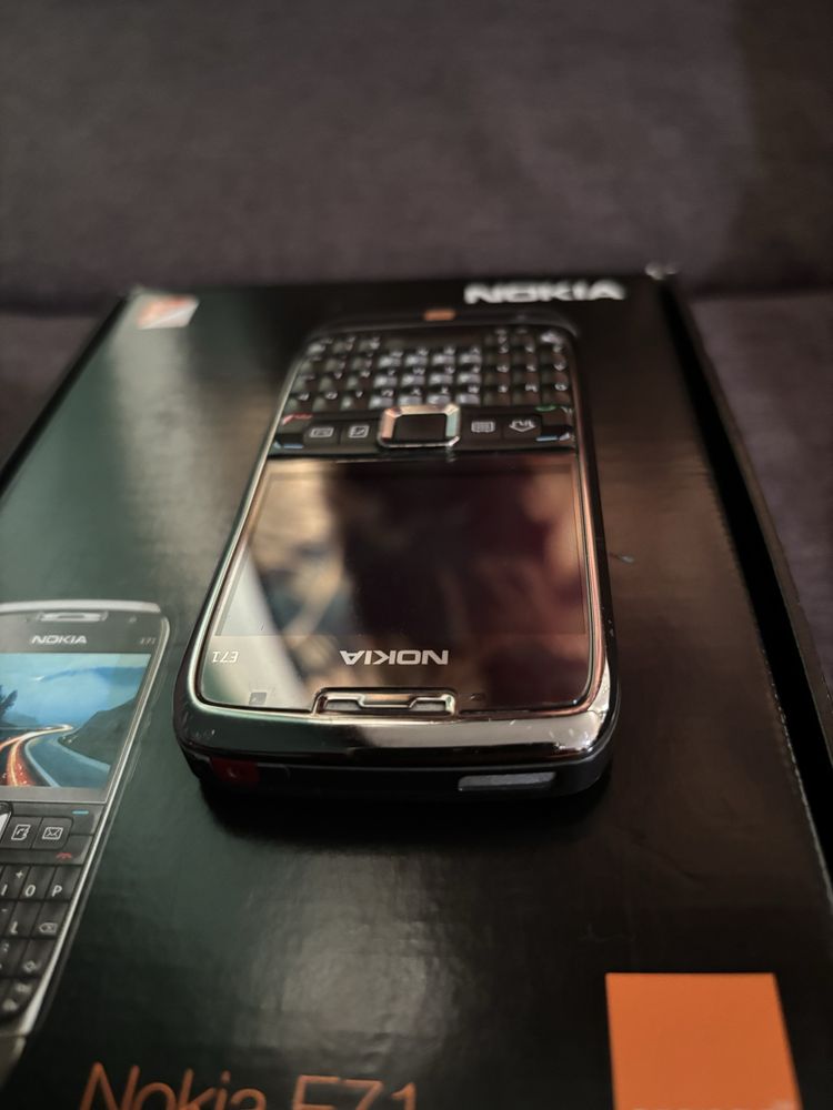 Nokia E71 komplet biznesowa qwerty
