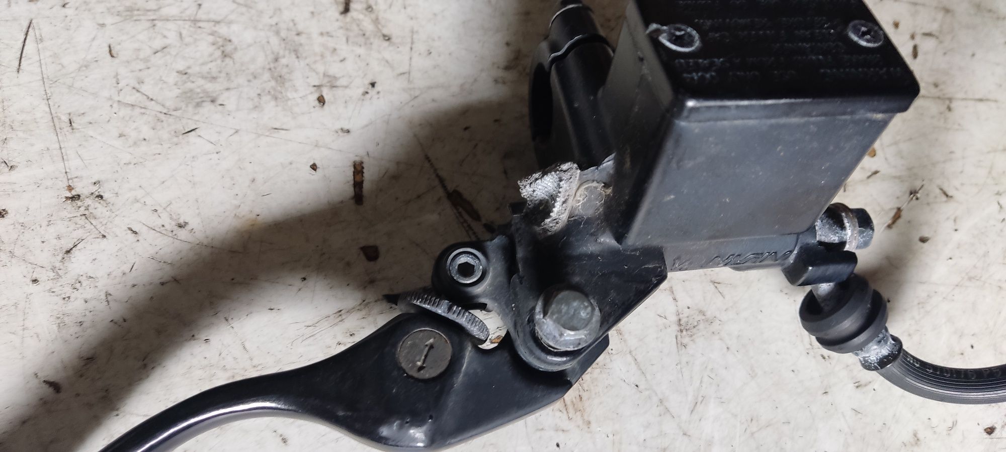 Honda transalp 650 pompa przewód