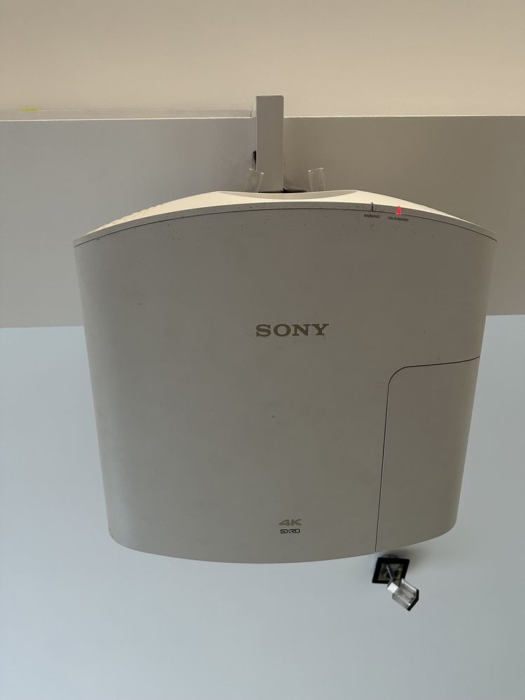 Projektor Sony 4K SXRD