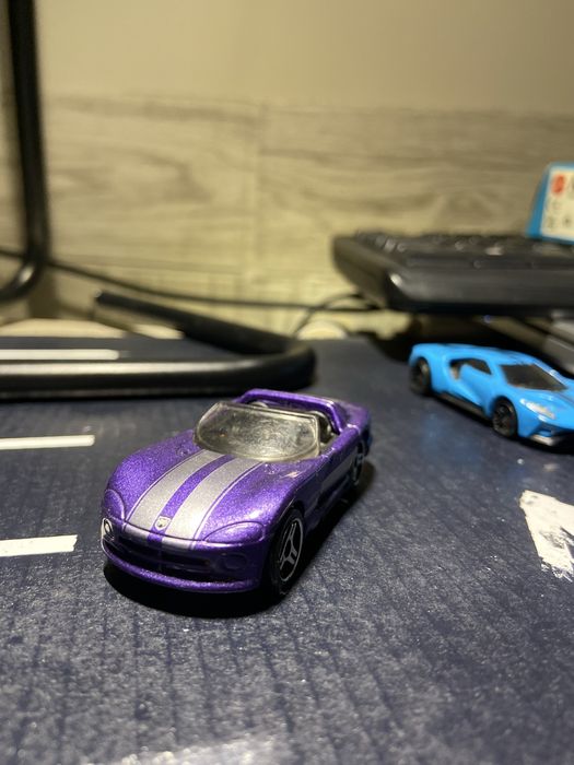 Dodge Viper - purple- Hotwheel