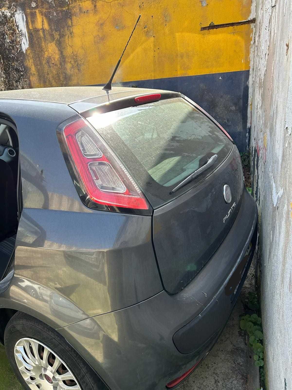 Fiat Punto (financiamento possível e garantia por mútuo acordo)