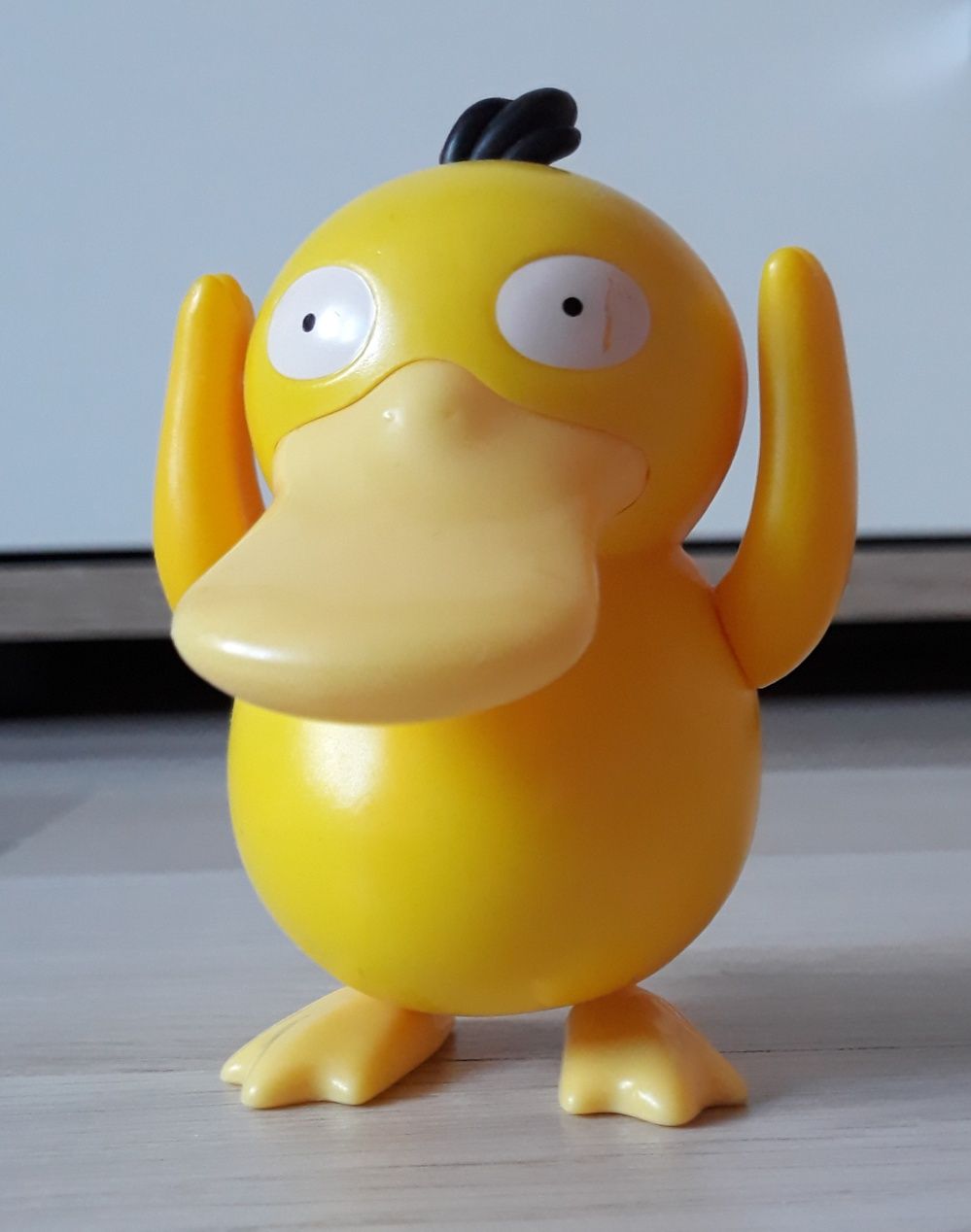 Pokemon Legendary Psyduck Kaczka figurka McD's 2016r. 8cm