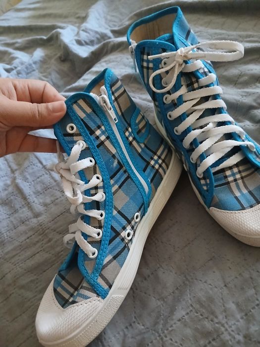 Високі кеди 38 розміру