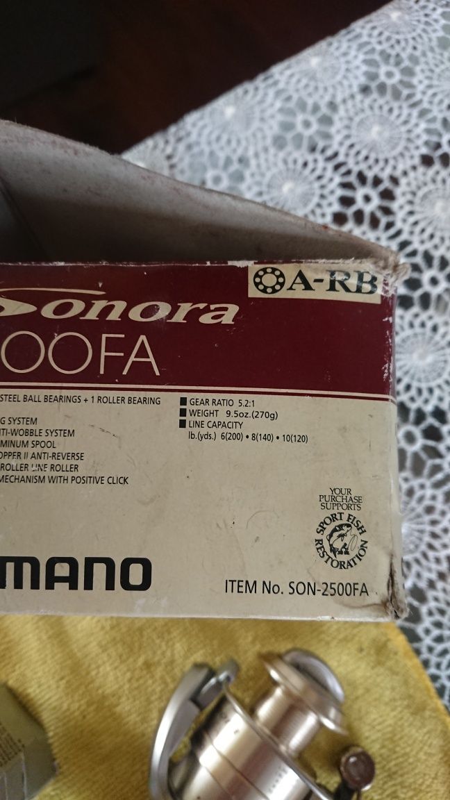 Kołowrotek Shimano Sonora 2500FA, komplet fabryczny
