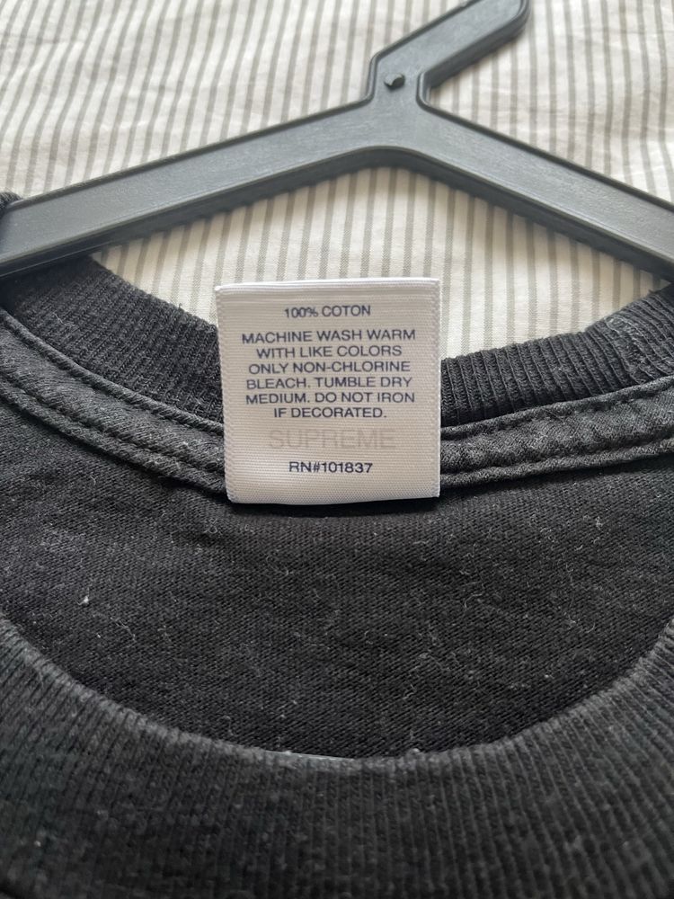Supreme Futura Tee