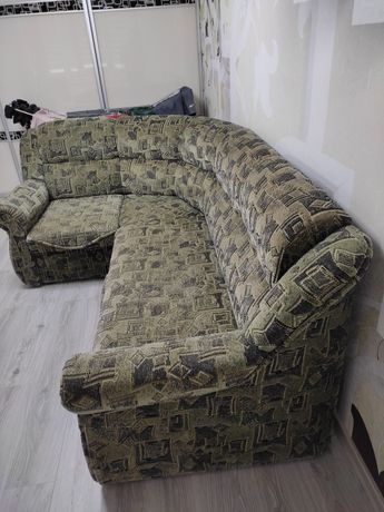 Угловой диван в идеальном состоянии