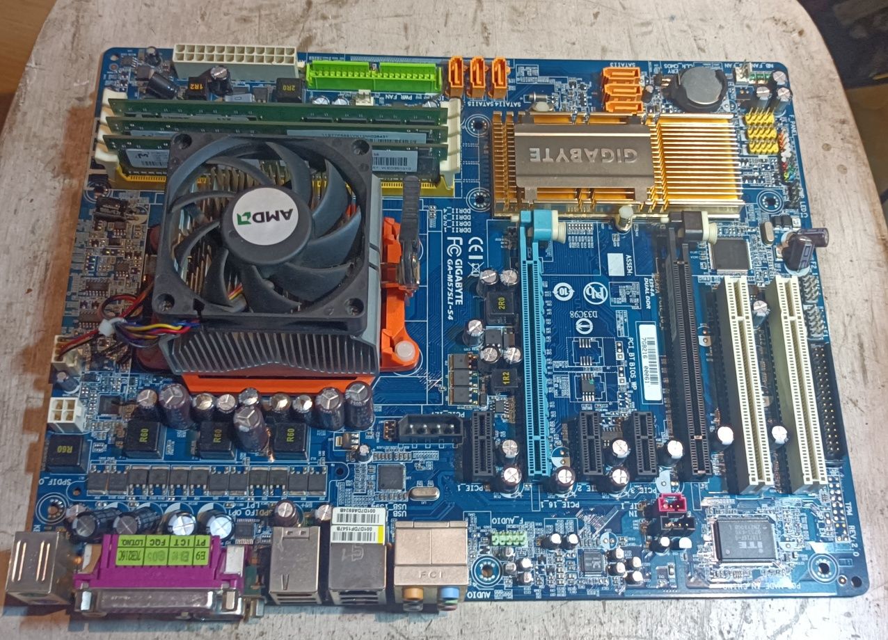 Płyta główna Gigabyte GA-M57SLI-S4 + CPU+ RAM kolekcjonerska