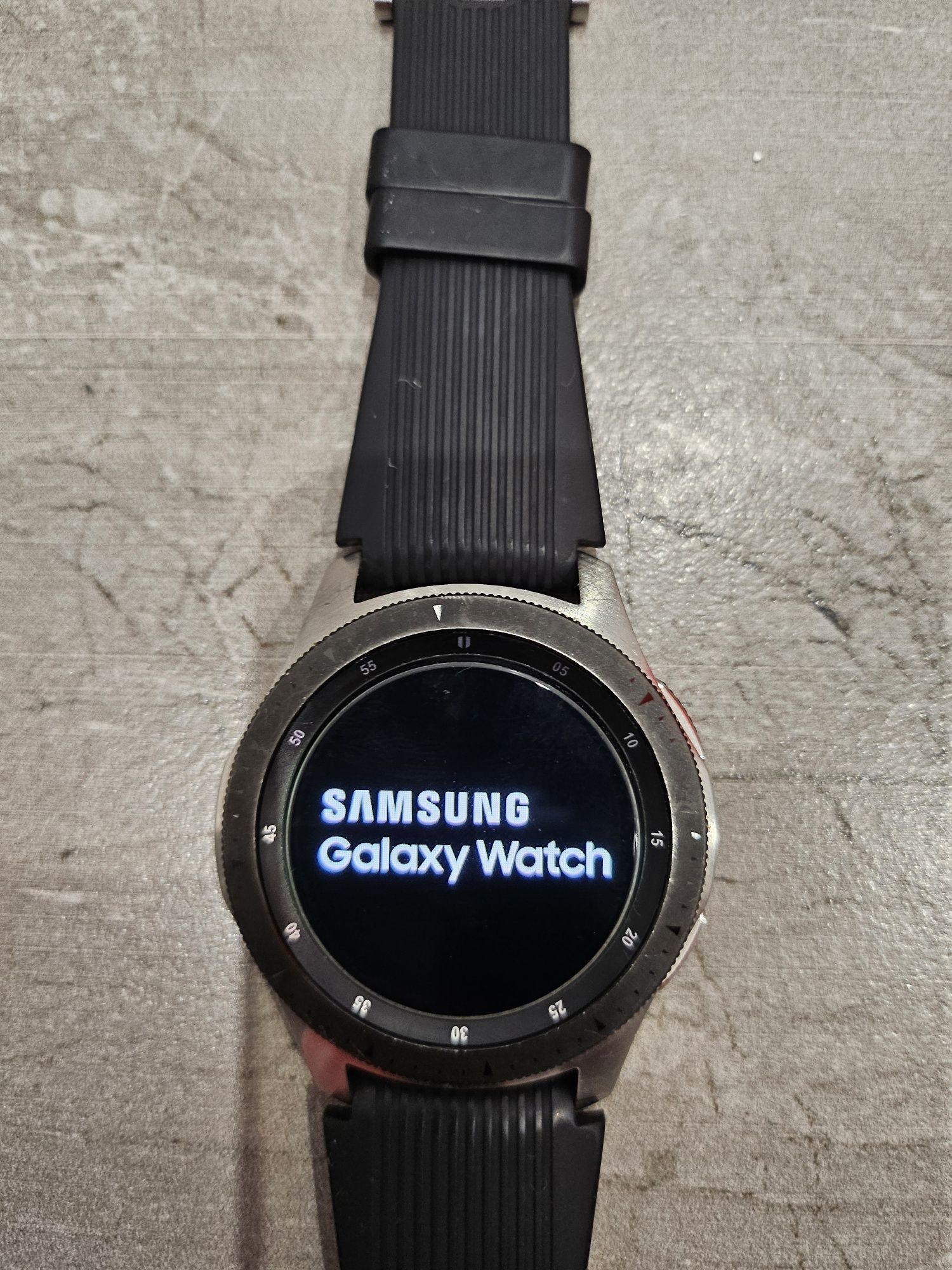 Samsung Galaxy Watch 46mm SM R8000