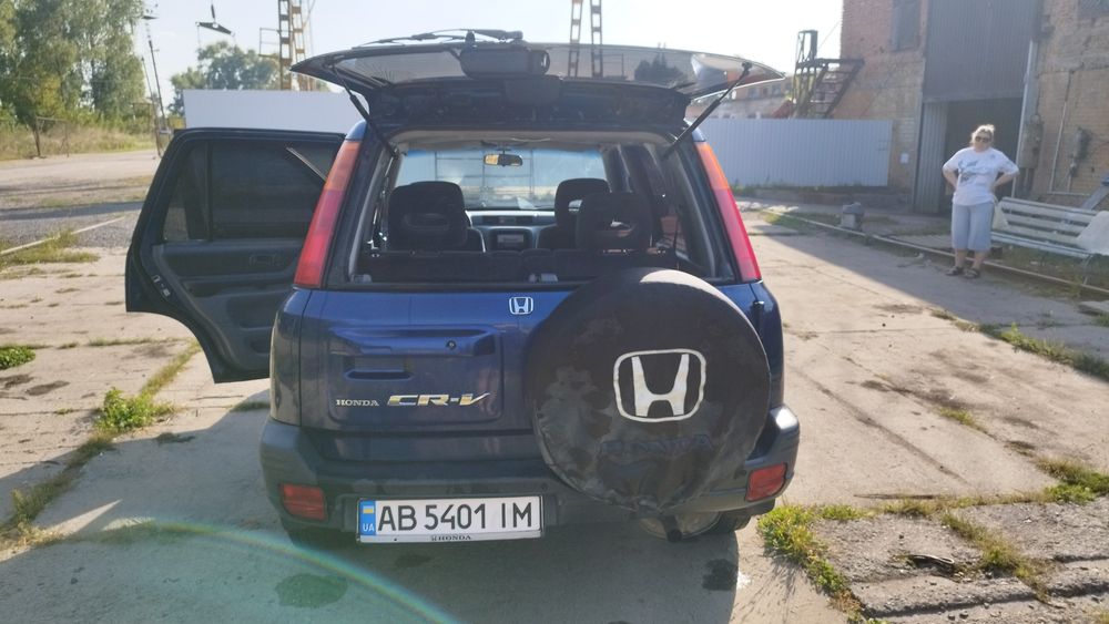 Продам авто HONDA CR-V