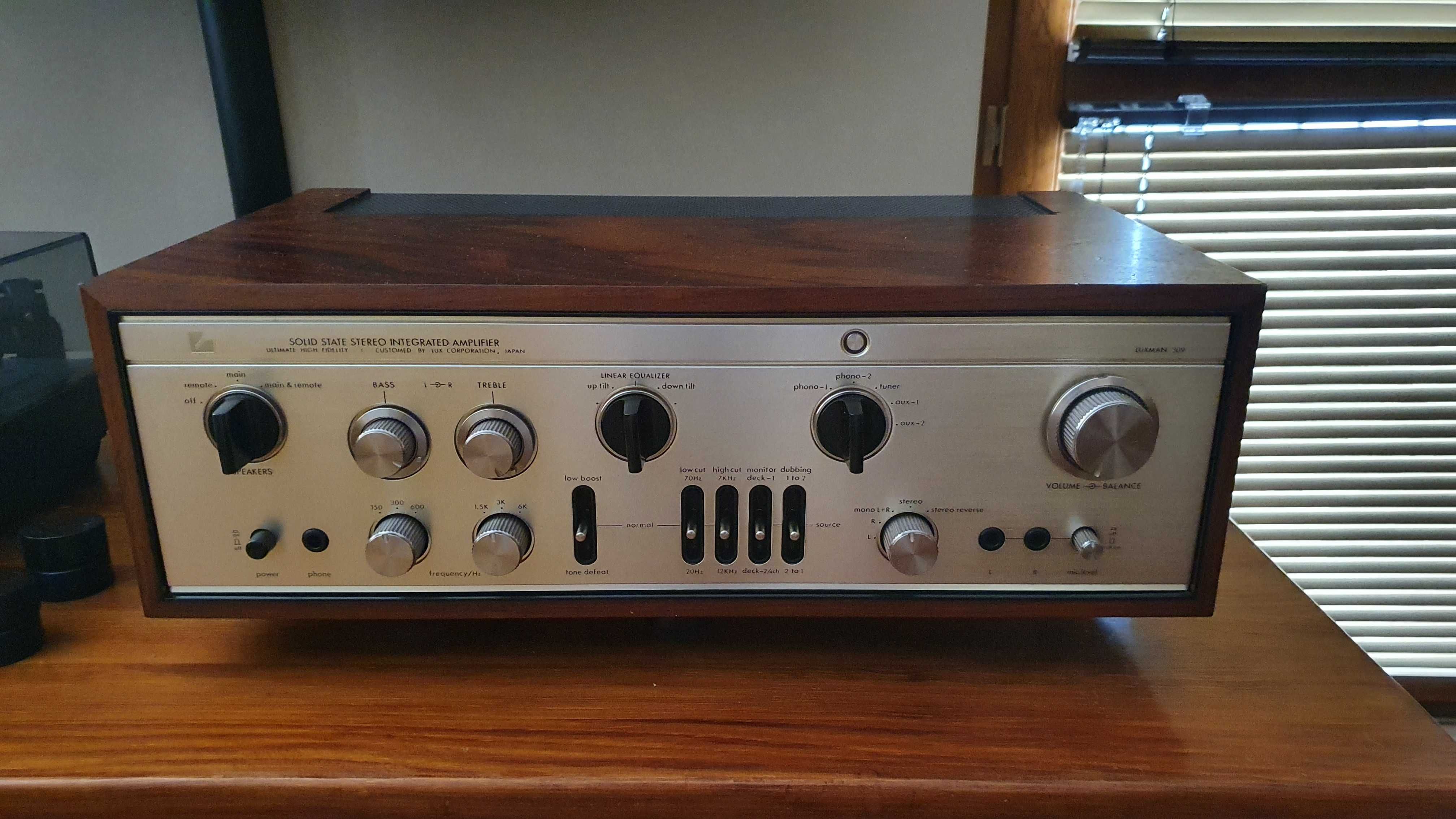 Luxman L309 Wzmacniacz zintegrowany