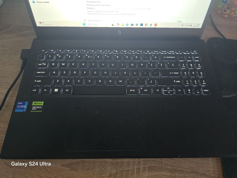 A Er nitro 15 i7 13620H 16 ram RTX 4050 do gier stan bdb