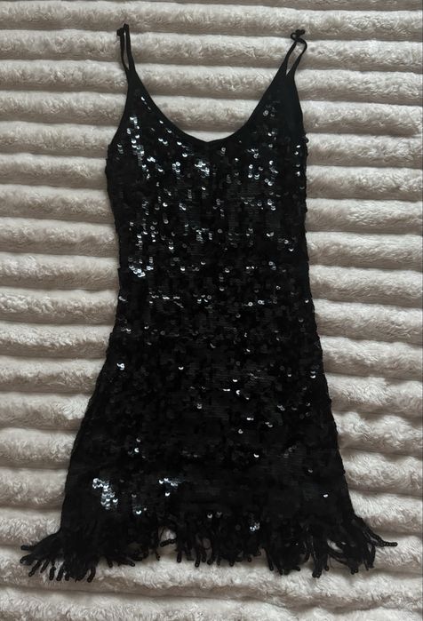 Продам плаття на новий рік