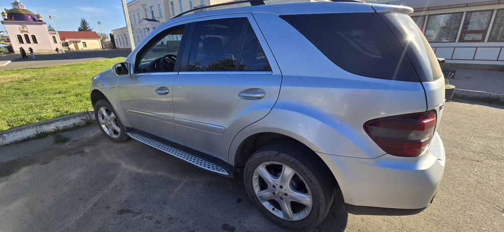 Mercedes w164      .