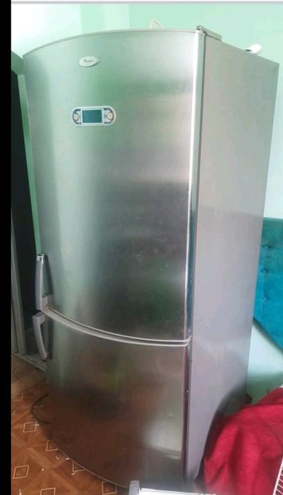 Холодильник Вірпул 1.80 см