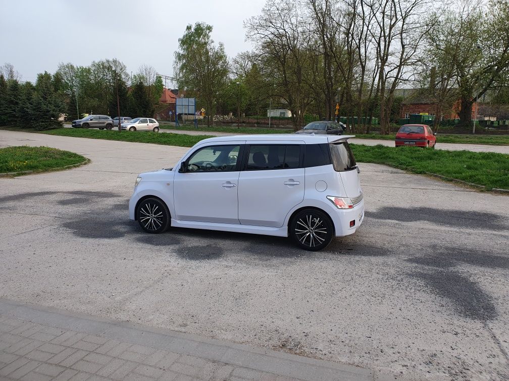 Daihatsu Materia 1.3 benzyna, Zamiana