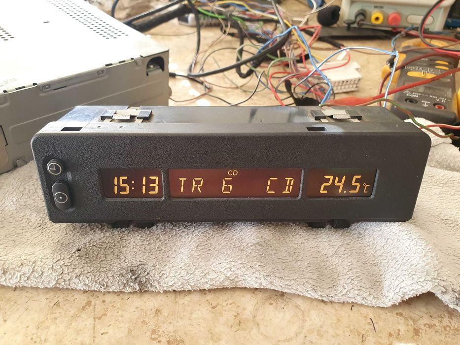 Displays TID para Corsa B e Astra F (preço unitário)