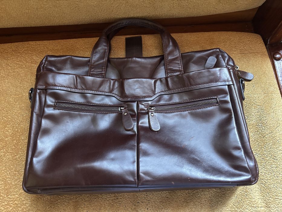 Портфель кожаный